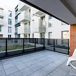 Niedzialkowskiego By Renters Apartamento *