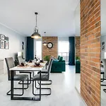 Niedzialkowskiego By Renters