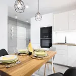 Niedzialkowskiego By Renters Apartamento