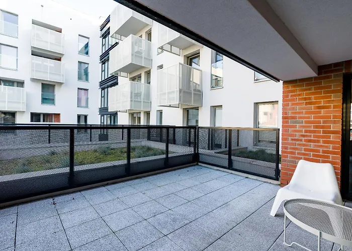 Niedzialkowskiego By Renters Apartman *