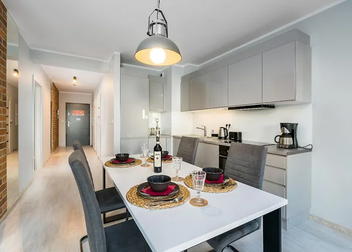 Niedzialkowskiego By Renters Apartman *