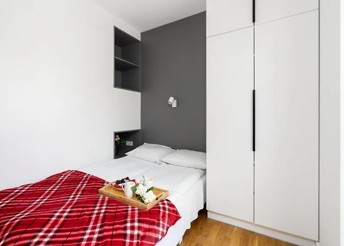 Niedzialkowskiego By Renters Apartman *