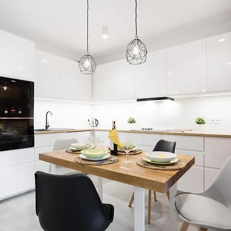 Niedzialkowskiego By Renters