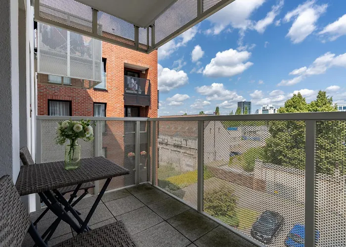 Niedzialkowskiego By Renters * Poznan